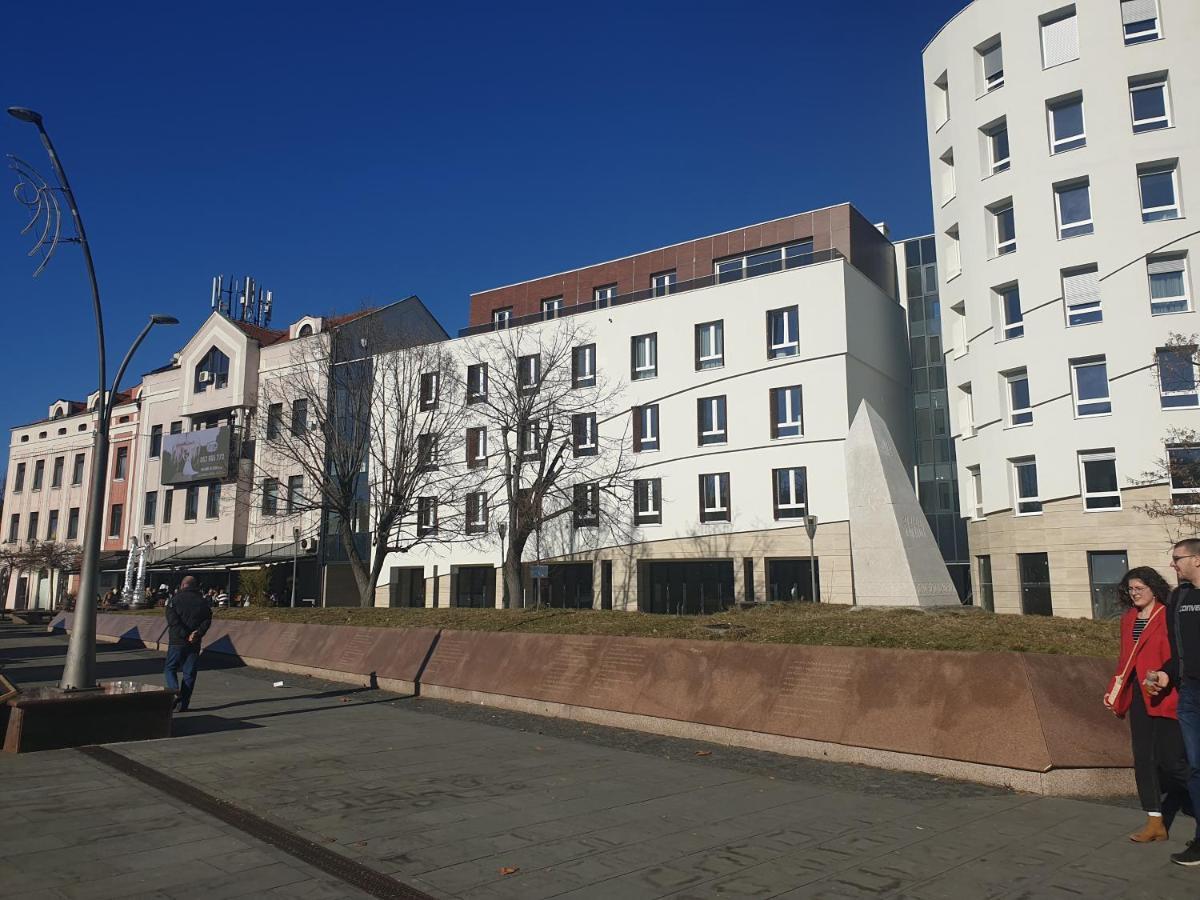 Apartman Viktoria Τούζλα Εξωτερικό φωτογραφία