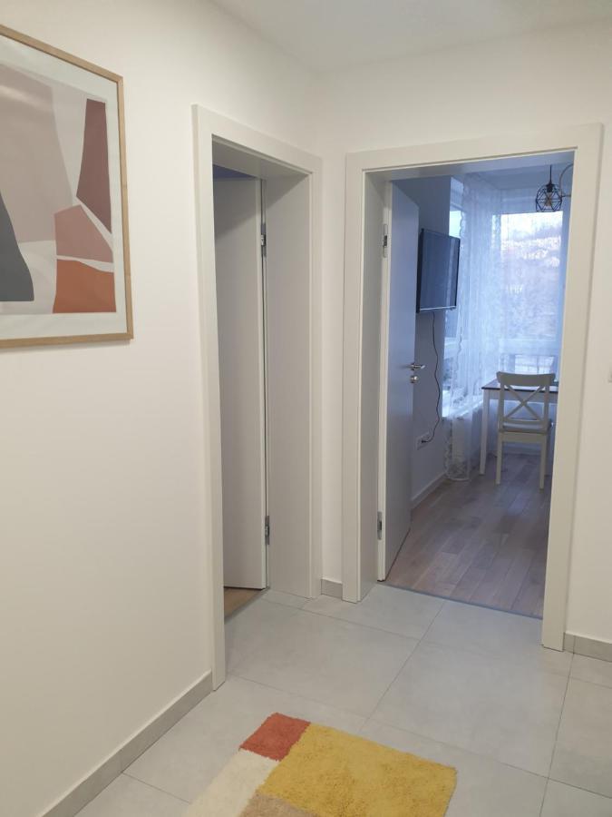 Apartman Viktoria Τούζλα Εξωτερικό φωτογραφία